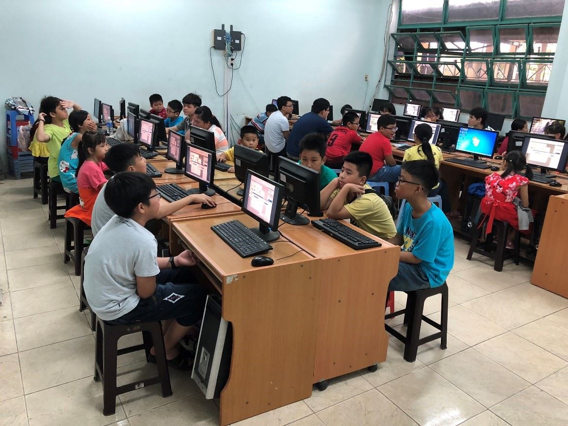 Dong Saigon College