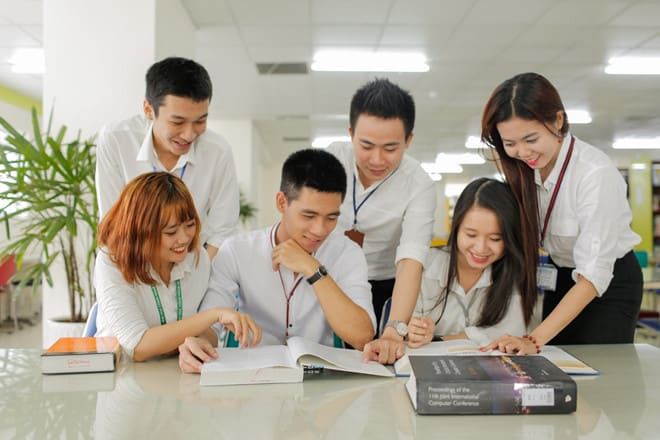 Dong Saigon College