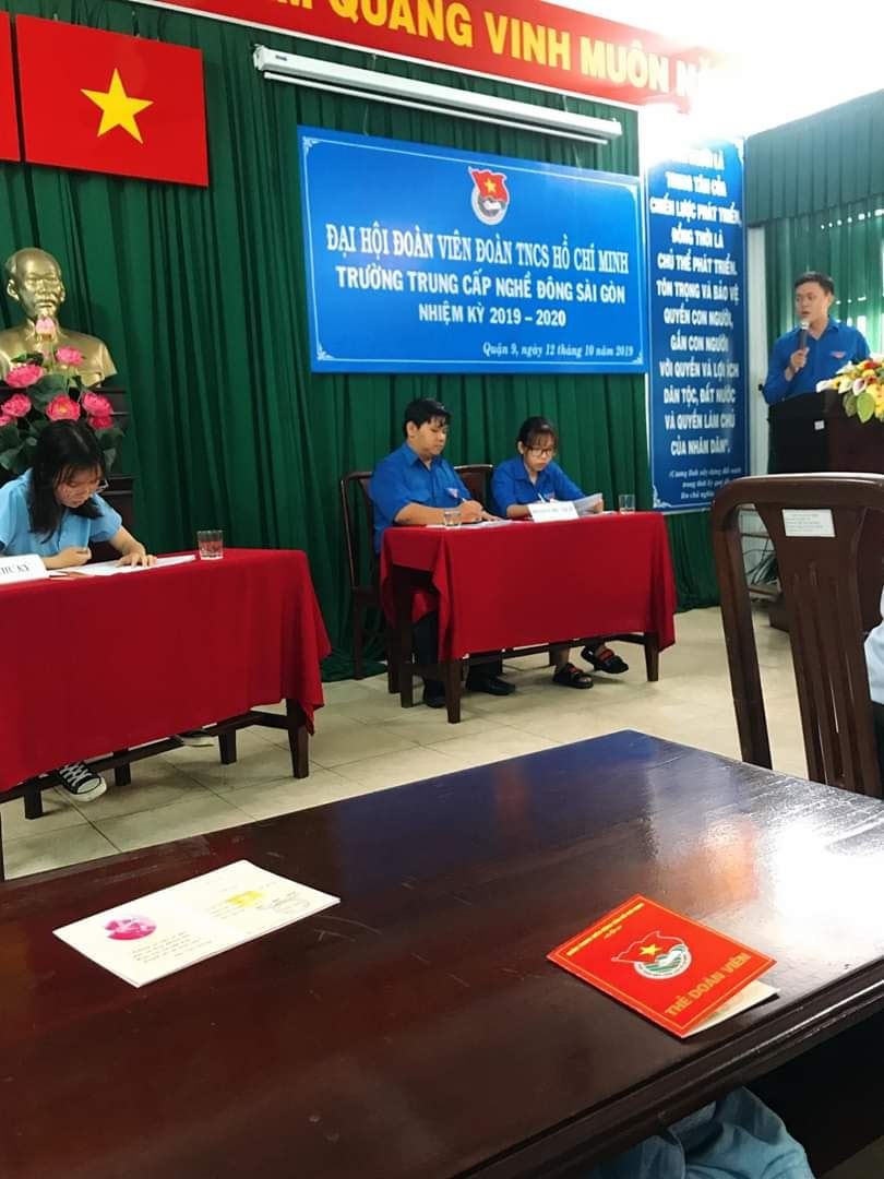 Dong Saigon College