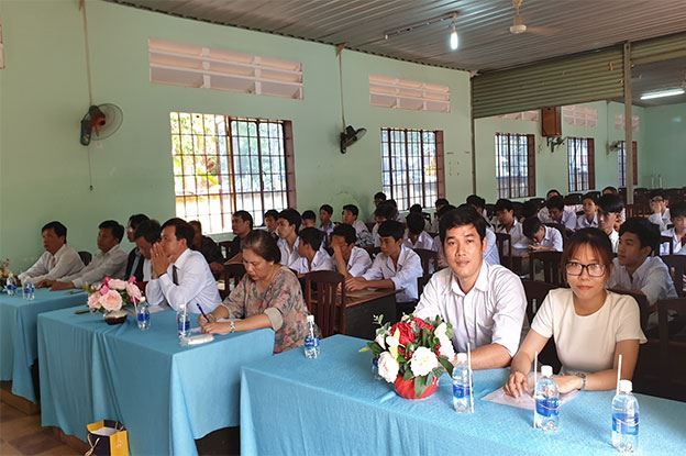 Dong Saigon College