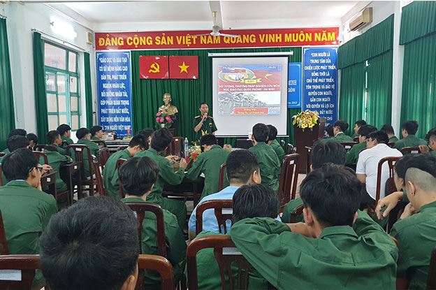 Dong Saigon College