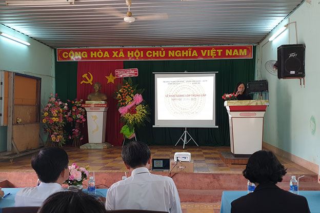 Dong Saigon College