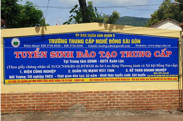 Dong Saigon College