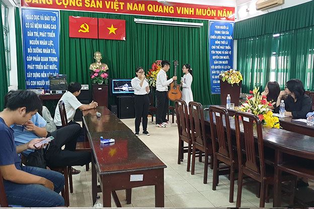 Dong Saigon College