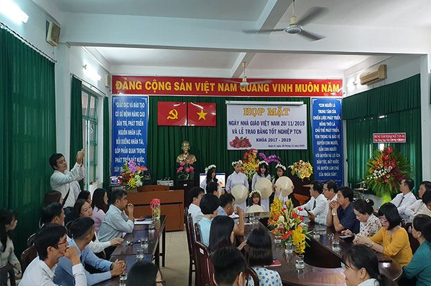 Dong Saigon College