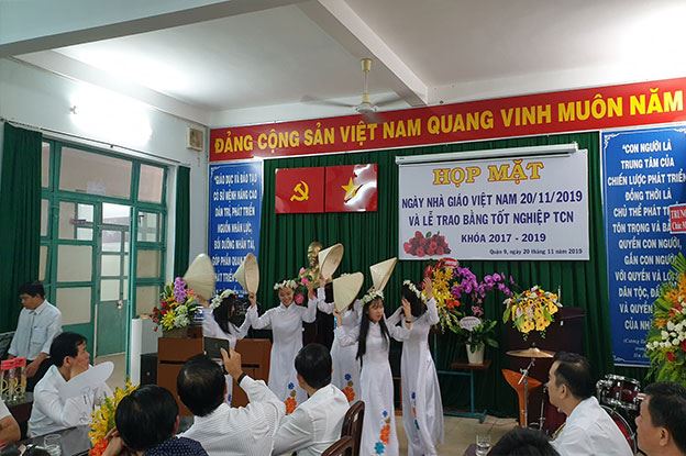 Dong Saigon College