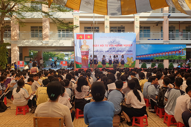 Dong Saigon College