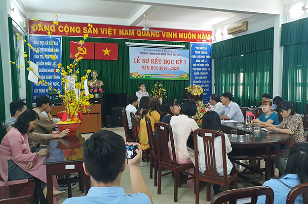Dong Saigon College