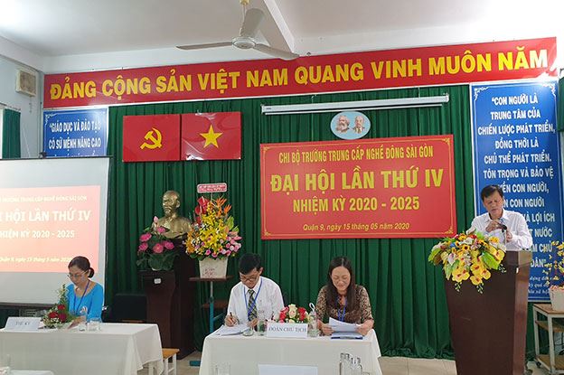 Dong Saigon College
