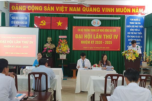 Dong Saigon College