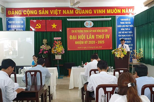 Dong Saigon College