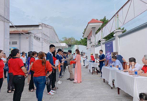 Dong Saigon College