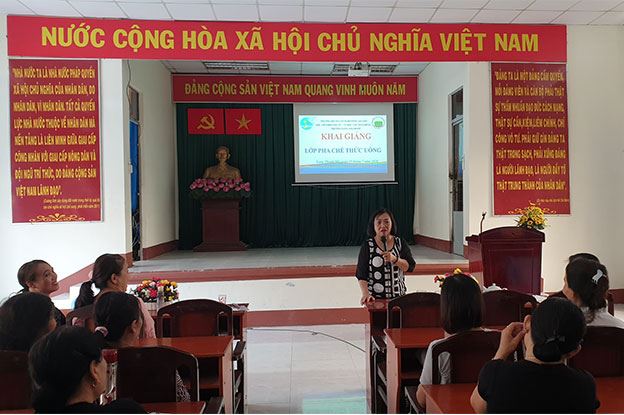Dong Saigon College