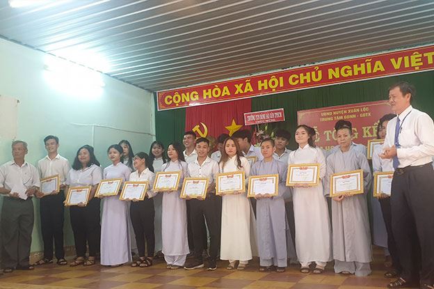 Dong Saigon College