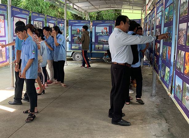 Dong Saigon College