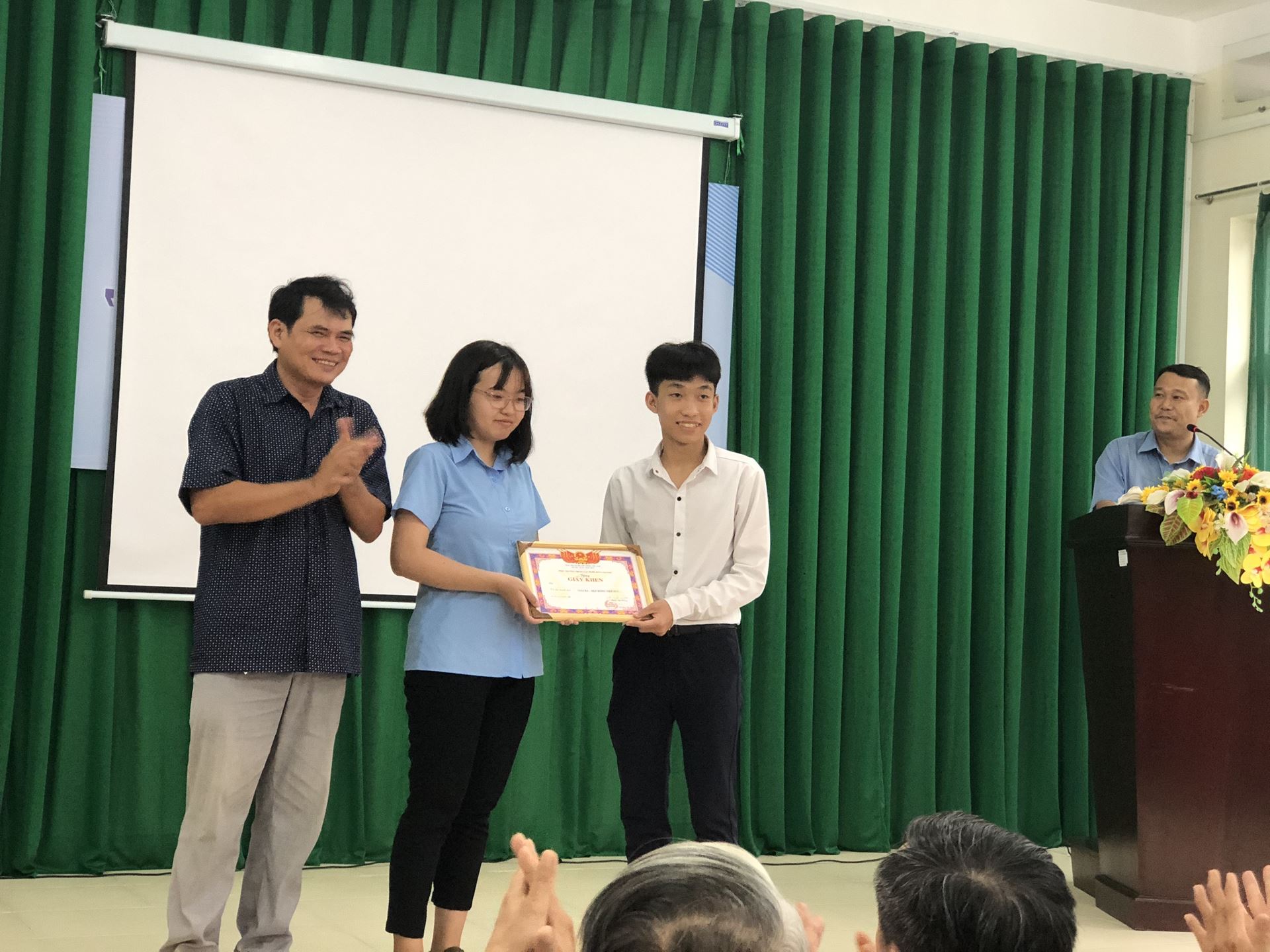 Dong Saigon College